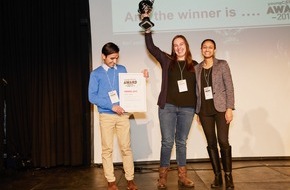 Caritas Schweiz / Caritas Suisse: youngCaritas und Faires Lager würdigen das Engagement von jungen Menschen / AsyLex gewinnt den youngCaritas-Award 2017 / «Weil jeder Mensch seine Rechte kennen muss»