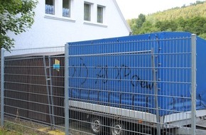 Kreispolizeibehörde Hochsauerlandkreis: POL-HSK: Graffiti