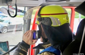 Freiwillige Feuerwehr Hünxe: FW Hünxe: Person in verschlossener Wohnung