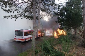 Polizeipräsidium Mainz: POL-PPMZ: Brand eines Linienbusses