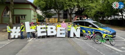 Polizeipräsidium Oberhausen: POL-OB: Bundesweite Aktion "sicher.mobil.leben - Kinder im Blick" Polizei Oberhausen fördert sicheres Radfahren bereits im Grundschulalter