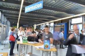 NTB Interstaatliche Hochschule für Technik: Technologie-Tag 2014 an der NTB Buchs / Erfolgreich wachsen durch Vernetzung und Innovation (BILD)