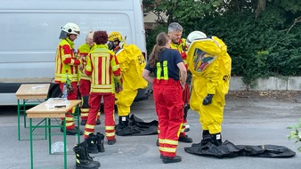 Freiwillige Feuerwehr Lehrte: FW Lehrte: Gefahrgutaustritt sorgt f&uuml;r erneuten Gro&szlig;einsatz im Bereich Lehrte