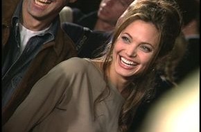 sixx: Hochzeitsfieber in Hollywood! sixx kommt Angelina Jolie und Brad Pitt ganz nah - am "großen Brangelina-Tag", am Samstag, 11. August 2012, ab 11.45 Uhr (BILD)