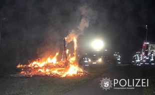 Polizeipräsidium Westpfalz: POL-PPWP: Toilettenwagen ausgebrannt