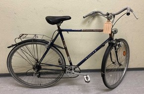 Polizeipräsidium Frankfurt am Main: POL-F: 250519 - 0534 Frankfurt - Westend Fahrraddiebe auf frischer Tat festgenommen - Eigentümer gesucht