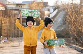 Samaritan's Purse e. V.: 200 Millionen mal "Weihnachten im Schuhkarton" / Weltweite Geschenkaktion erreicht dieses Jahr Meilenstein