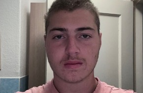 Polizei Hamburg: POL-HH: 260117-2. Vermisstenfahndung nach 18-J&auml;hrigem aus Hamburg-Altona-Altstadt