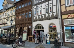 Gebäude- und Wohnungsbaugesellschaft Wernigerode mbH: Gebäude- und Wohnungsbaugesellschaft Wernigerode mbH sanierte Fachwerk-Juwel Krummelsches Haus