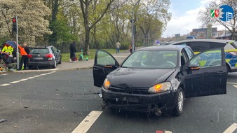 Polizeipr&auml;sidium Oberhausen: POL-OB: Verkehrsunfall mit Personenschaden - eine Schwerverletzte