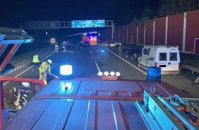 Feuerwehr Bochum: FW-BO: Verkehrsunfall mit Vollsperrung der BAB 40