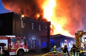 Feuerwehr Gelsenkirchen: FW-GE: Brand des ehemaligen Güterbahnhofes am Hauptbahnhof Gelsenkirchen