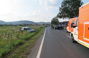 Polizeiinspektion Hameln-Pyrmont/Holzminden: POL-HOL: Zusammenstoß zweier Pkw nach Vorfahrtsverstoß auf der L 550 fordert sechs Verletzte