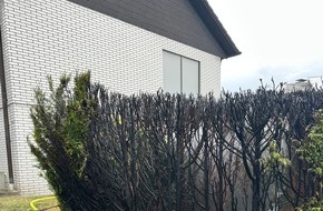 Feuerwehr Wetter (Ruhr): FW-EN: Brand einer Hecke löst Feuerwehreinsatz aus