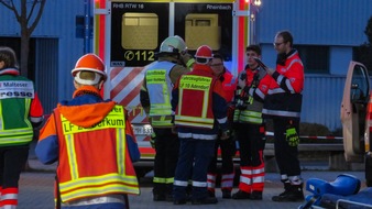 Freiwillige Feuerwehr Wachtberg: FW Wachtberg: Gemeinschaftsübung unserer Jugendfeuerwehr mit der Malteserjugend Meckenheim