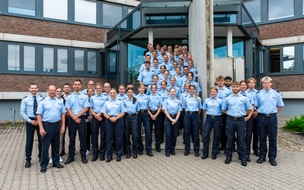 Kreispolizeibehörde Wesel: POL-WES: Wesel - 62 neue Kommissaranwärterinnen und -anwärter für die Kreispolizeibehörde Wesel