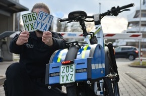 Polizeidirektion Osnabrück: POL-OS: Neue Versicherungskennzeichen ab März - Polizei weist auf Umstellung hin