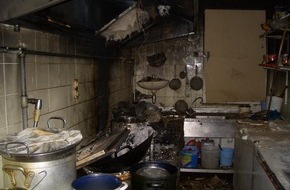Polizeiinspektion Hameln-Pyrmont/Holzminden: POL-HOL: China-Thai-Bistro in der Oberbachstraße in Holzminden: Nicht ausgeschalteter Herd verursacht Küchenbrand - Topf mit fetthaltigem Inhalt entzündet sich / Mindestens  50.000,-- EUR Schaden -