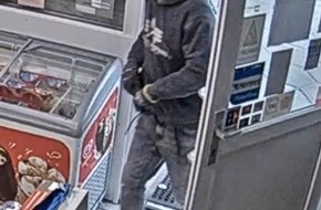 Polizeidirektion Itzehoe: POL-IZ: 260923.1 Kremperheide: &Ouml;ffentlichkeitsfahndung nach schwerer r&auml;uberischer Erpressung (Folgemeldung zu POL-IZ: 260914.2)