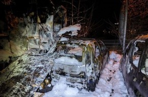 Polizeidirektion Bad Segeberg: POL-SE: Wedel - Fahrzeugbrände - Kriminalpolizei sucht Zeugen nach Brandstiftung