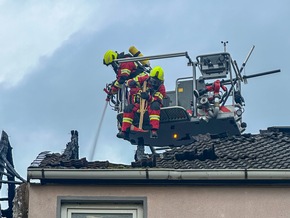 FW Flotwedel: Großeinsatz fordert Feuerwehren in Eicklingen