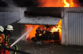 Polizei Minden-Lübbecke: POL-MI: Fahrzeuge fangen Feuer