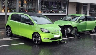 Kreispolizeibehörde Olpe: POL-OE: 34-Jährige bei Verkehrsunfall verletzt