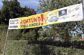 Kreispolizeibehörde Borken: POL-BOR: Verkehrssicherheitskampagne "Kreis Borken sieht gelb!" startet bald / An zehn Grundschulen im Kreisgebiet Verkehrskontrollen der Polizei, die dabei von Schulkindern unterstützt wird