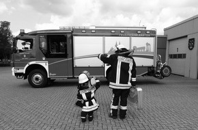 Feuerwehr Xanten: FW Xanten: Spendenübergabe der Kinderfeuerwehr
