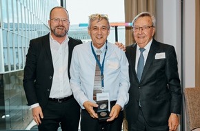 LAUDA DR. R. WOBSER GMBH & CO. KG: Special Honor for Itzik Avni from Israel