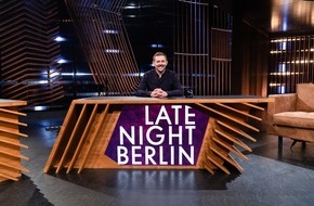 ProSieben: "Late Night Berlin" zurück aus dem Sommerurlaub: Stehlen Nilam Farooq, Olli Schulz und Joko Winterscheidt Klaas Heufer-Umlauf am Dienstag die Show?