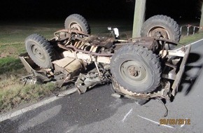 Polizeiinspektion Hameln-Pyrmont/Holzminden: POL-HOL: Tödlicher Verkehrsunfall zwischen Bevern und Forst: 55-jähriger Jeep-Fahrer an Unfallstelle verstorben  - Mit Anbaugerät eines entgegenkommenden Traktors kollidiert -