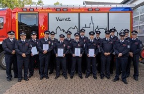 Freiwillige Feuerwehr T&ouml;nisvorst: FW T&ouml;nisvorst: Feuerwehr T&ouml;nisvorst w&uuml;rdigt langj&auml;hriges Engagement beim "Tag der Ehrungen"