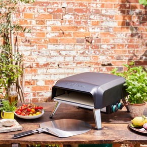 Smartes Kochen mit Expertenempfehlung: Launch der neuen Jamie Oliver by Tefal Doppelkammer-Heißluftfritteuse und dem rotierenden Pizzaofen