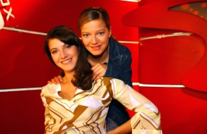 TELE 5: Zwei neue Gesichter auf Tele 5 / Hannah und Sara Herzsprung
moderieren ab 16. November die 'musicbox'