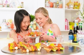 Miele & Cie. KG: IFA aktuell: Mit dem Teppan erobert ein japanisches Kochgerät die Küche / Barbecue auf heißem Stahl