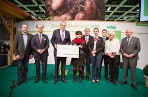 Forum Moderne Landwirtschaft e.V.: ErlebnisBauernhof sammelt 35.000 Euro für die Arbeit der Welthungerhilfe / Spendenaktion "Grün ist die Hilfe" der Partner des ErlebnisBauernhofes läuft 2015 bereits zum sechsten Mal