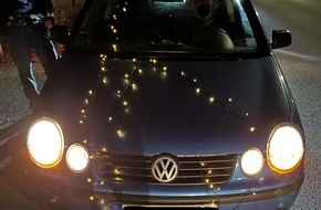 Polizeipräsidium Ulm: POL-UL: (BC) Biberach - Weihnachtliches Tuning der besonderen Art / Am Donnerstag überprüfte die Polizei in Biberach die Verkehrssicherheit eines VW. Der war überbeleuchtet mit Folgen für den Fahrer.
