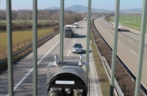 Polizeipräsidium Koblenz: POL-PPKO: Verkehrsdirektion Koblenz nimmt neue Abstandsmessanlage in Betrieb
Überwachung nun mit Digitaltechnik