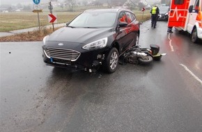 Polizei Minden-Lübbecke: POL-MI: Preußisch Oldendorf: Kradfahrer rutscht in den Gegenverkehr