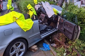 Freiwillige Feuerwehr Breckerfeld: FW-EN: Verkehrsunfall - Person eingeklemmt