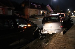 Kreispolizeibehörde Herford: POL-HF: 38-Jähriger fährt in geparkten Opel - Verkehrsunfall unter Alkoholeinfluss