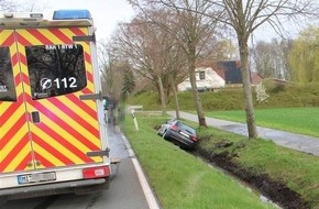 Polizei Minden-Lübbecke: POL-MI: Auto gerät in den Straßengraben