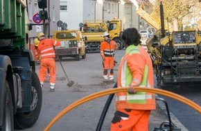 Deutsche Telekom AG: Telekom baut 102.000 Glasfaser-Anschlüsse