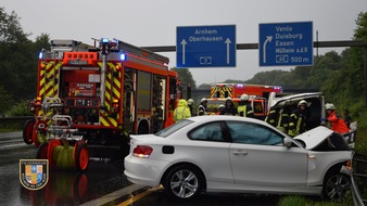 Feuerwehr Mülheim an der Ruhr: FW-MH: Unfall auf der Autobahn 3 - mehrere Personen verletzt