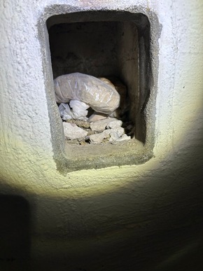 ZOLL-HH: Zoll zieht Drogenhändler in Kiel aus dem Verkehr, Tatverdächtige Brüder wurden festgenommen