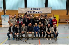 IKK Südwest: Start der IKK-Handball-Schulaktionswochen – Gelungener Auftakt an der Grundschule in Losheim