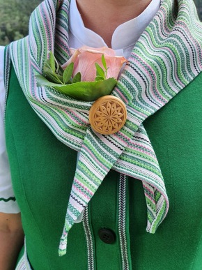 61. Walliser Jodlertreffen in Mörel-Filet. Endlich konnte zämu gejodelt und die neue Tracht präsentiert werden.