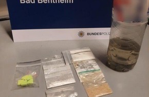 Bundespolizeiinspektion Bad Bentheim: BPOL-BadBentheim: Busreisender mit allerlei an Drogen erwischt