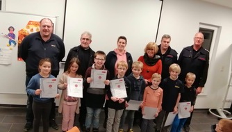 Freiwillige Feuerwehr Kalkar: Feuerwehr Kalkar: Erste Verleihung der Kinderflamme